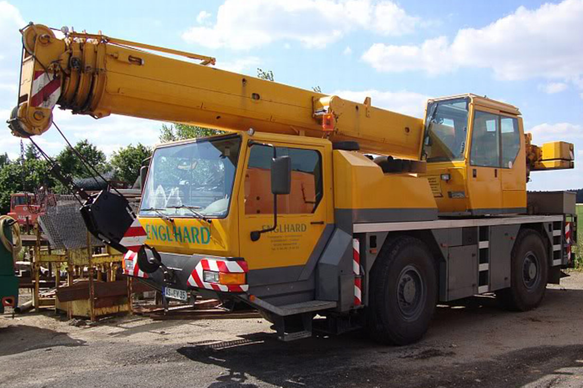 Kran LTM1035